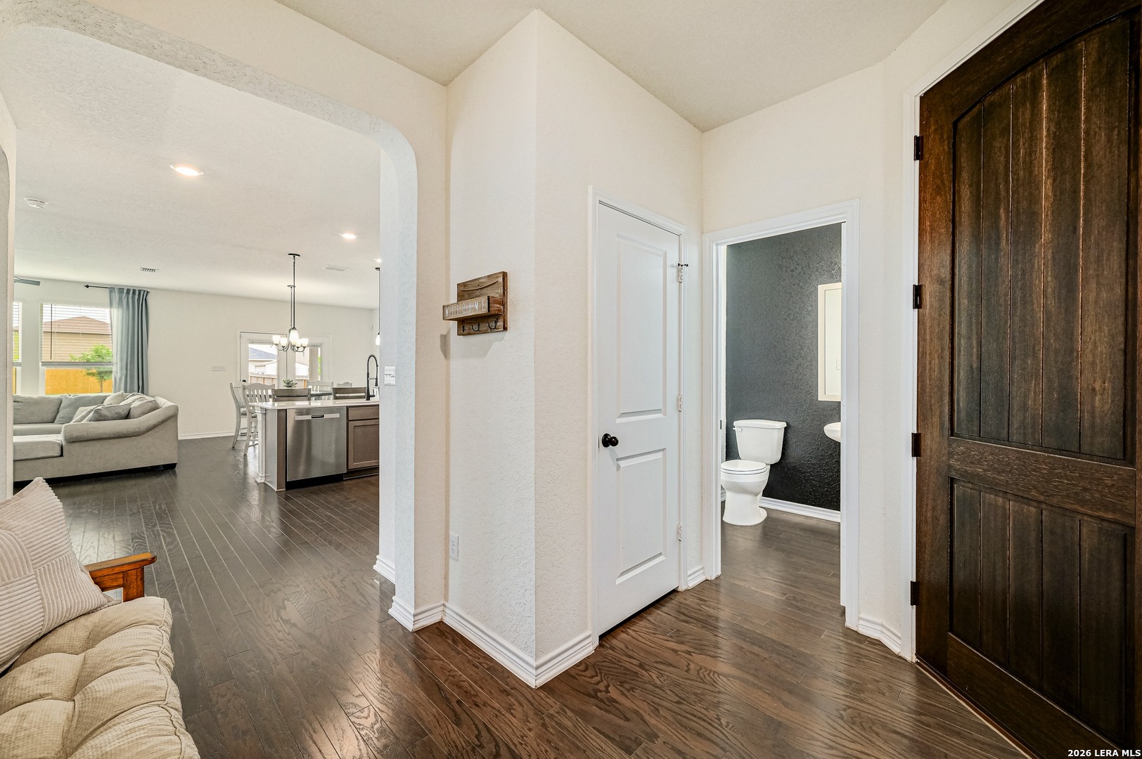 main property photo 6