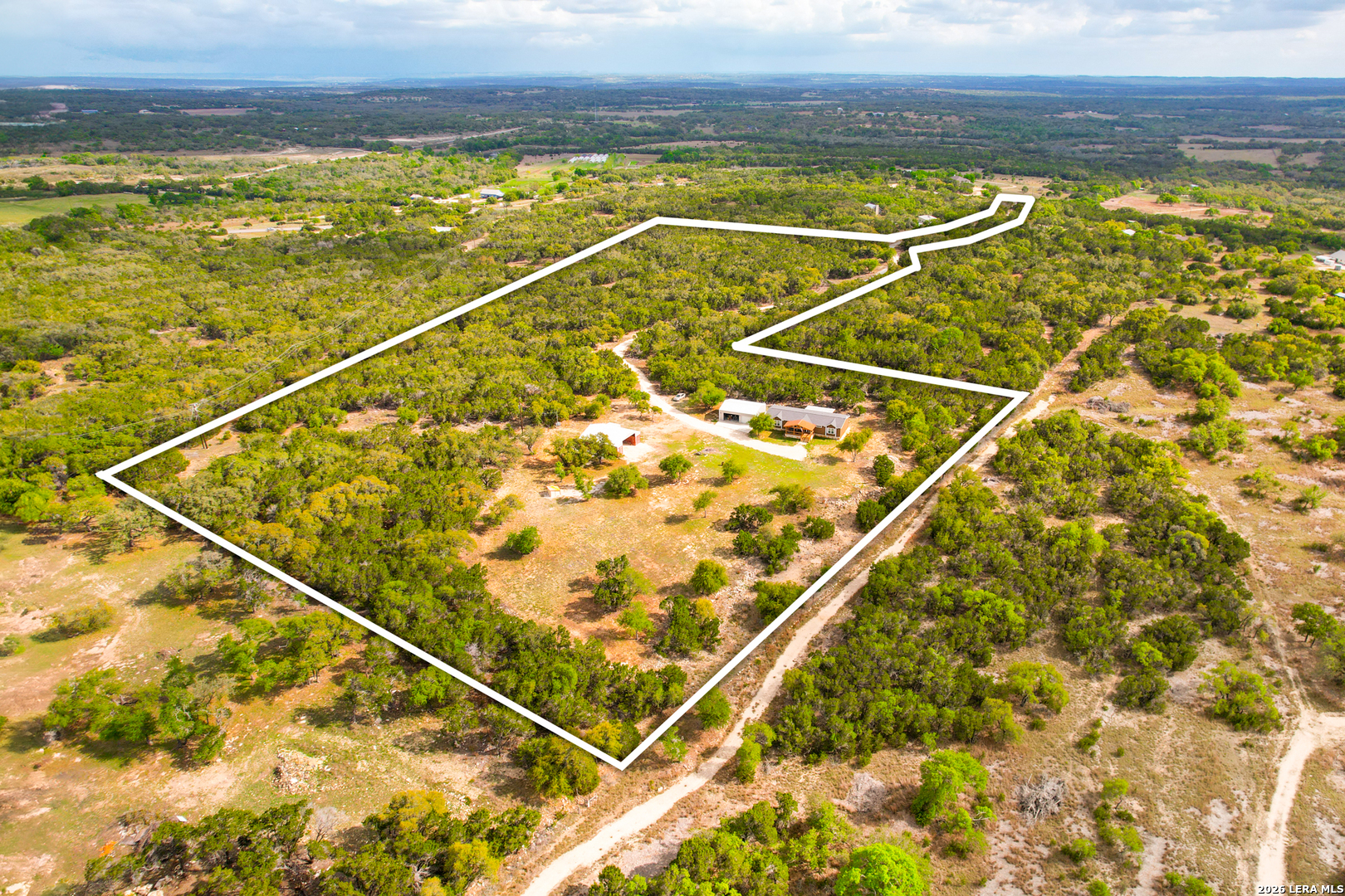 main property photo 41