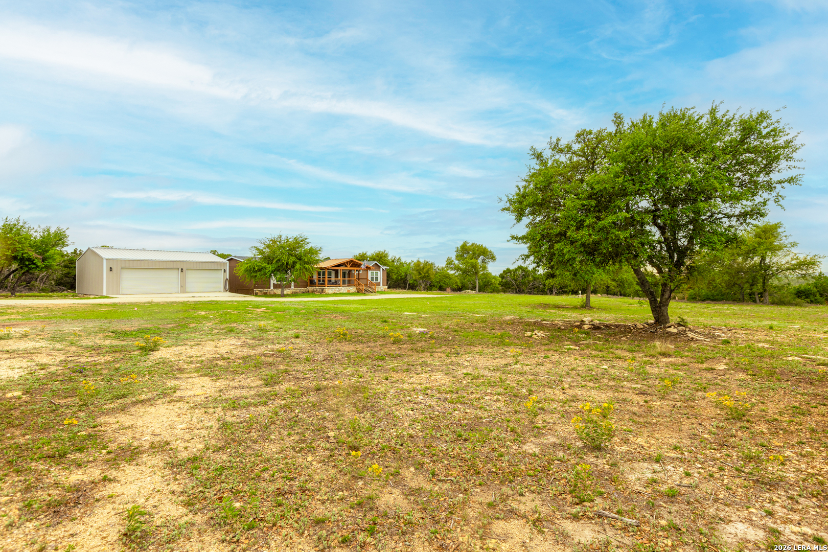 main property photo 43