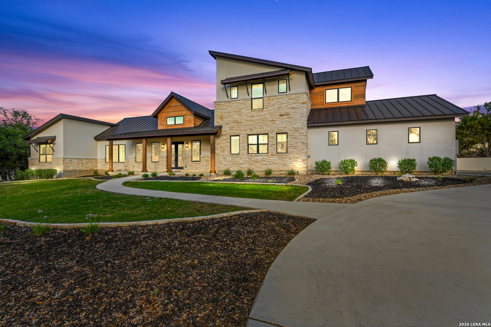 main property photo 43