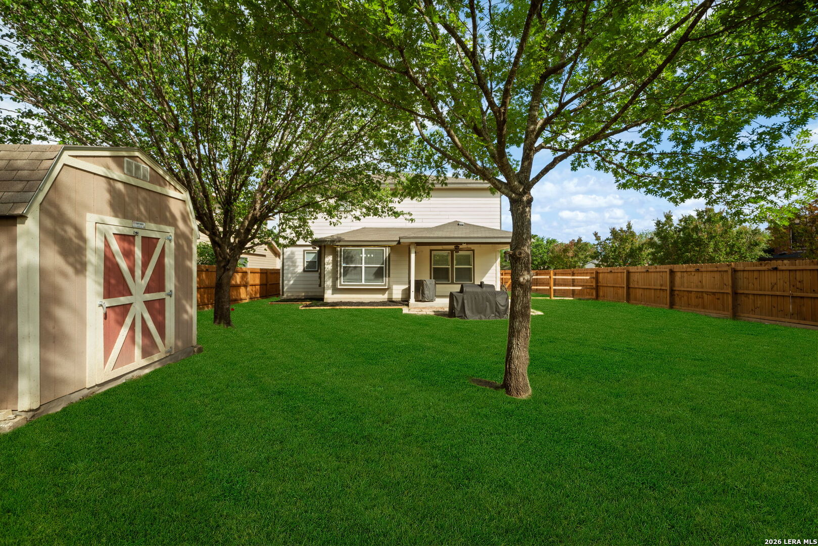 main property photo 32