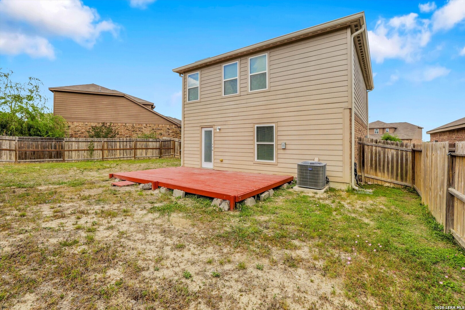 main property photo 40