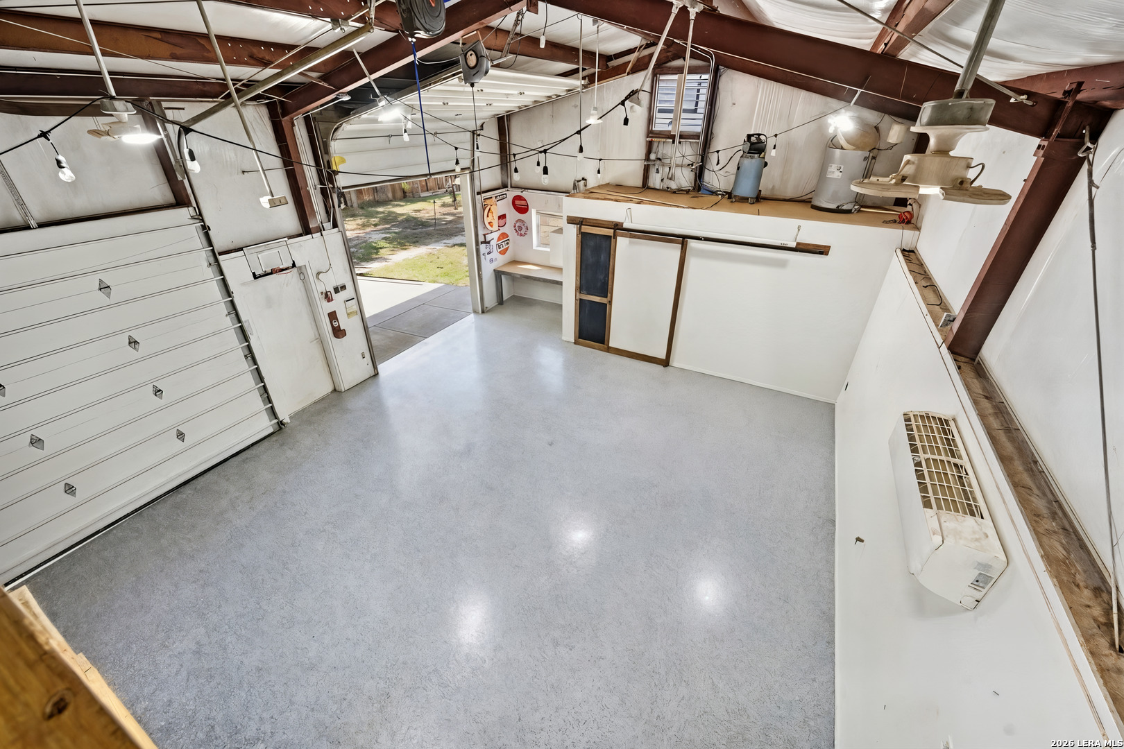 main property photo 47