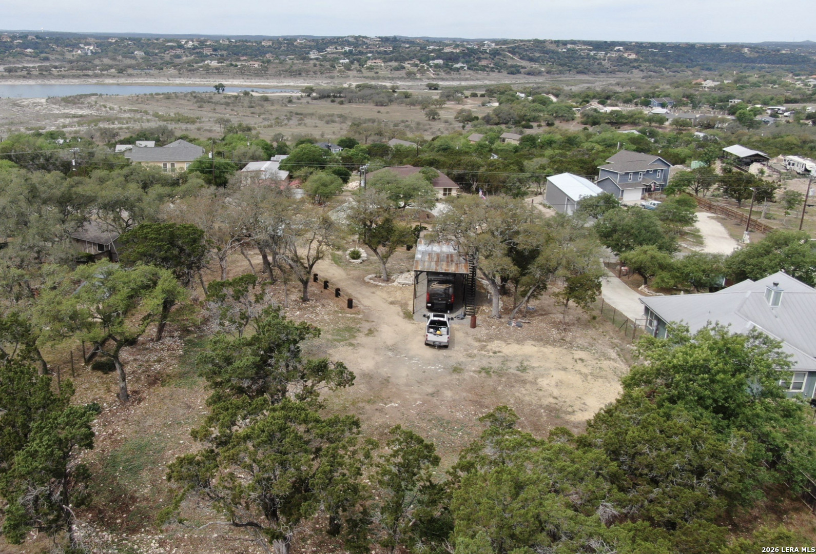 main property photo 13