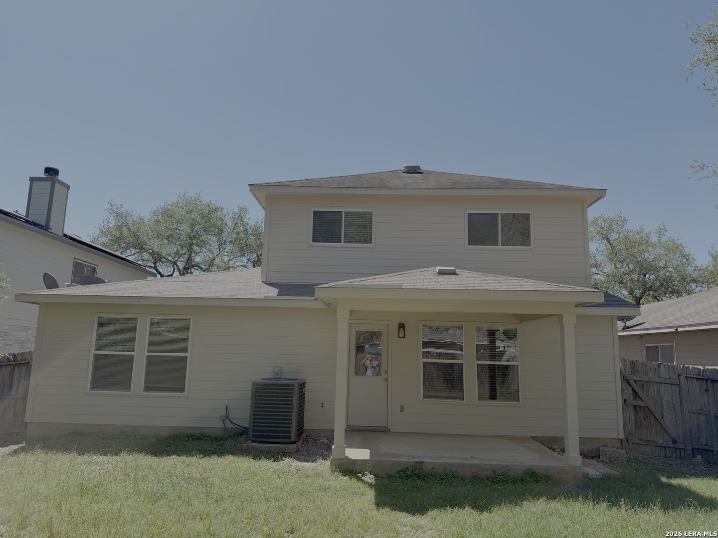 main property photo 17