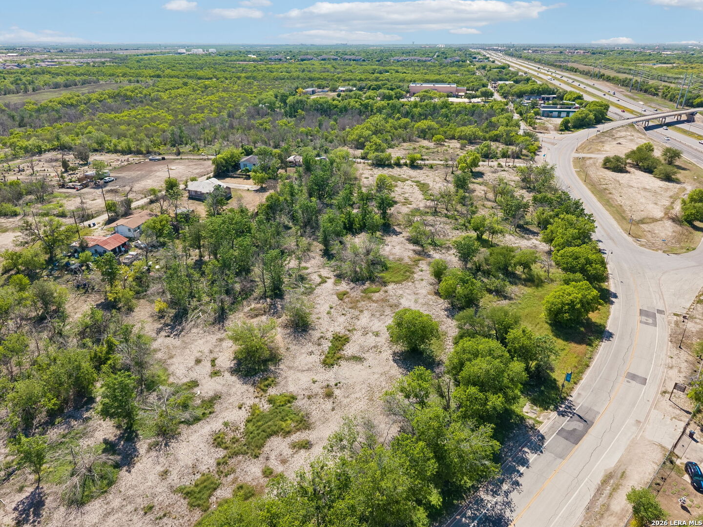 main property photo 23
