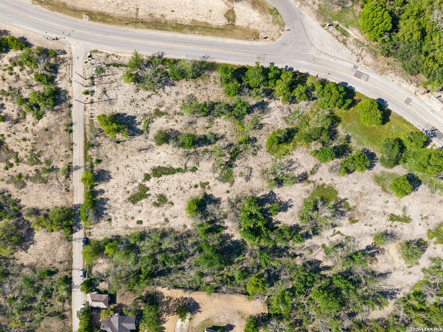 main property photo 29