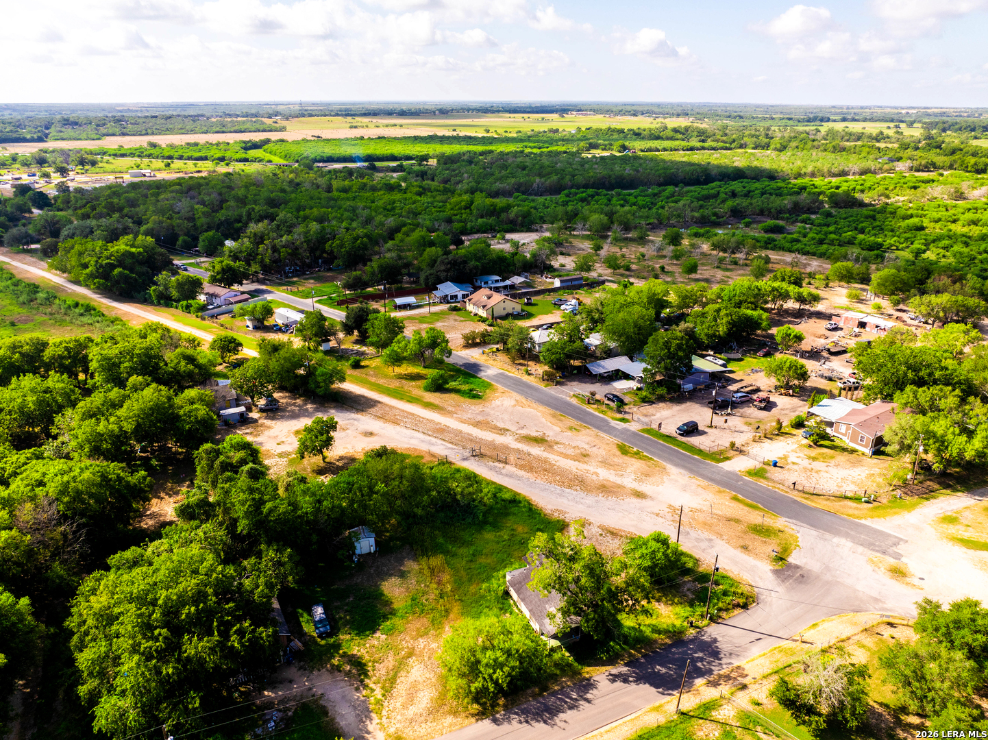 main property photo 10