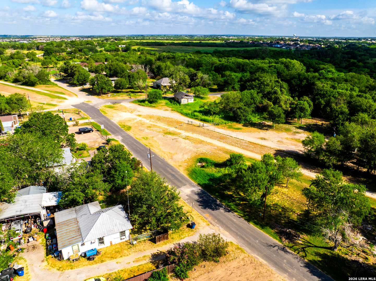 main property photo 14