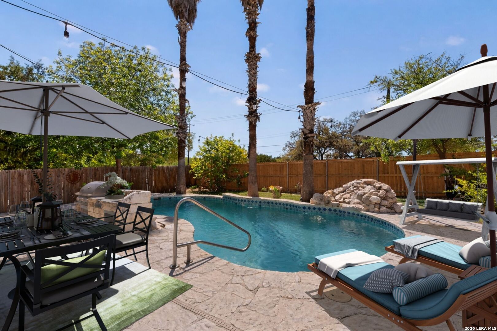 property viewer photo 1
