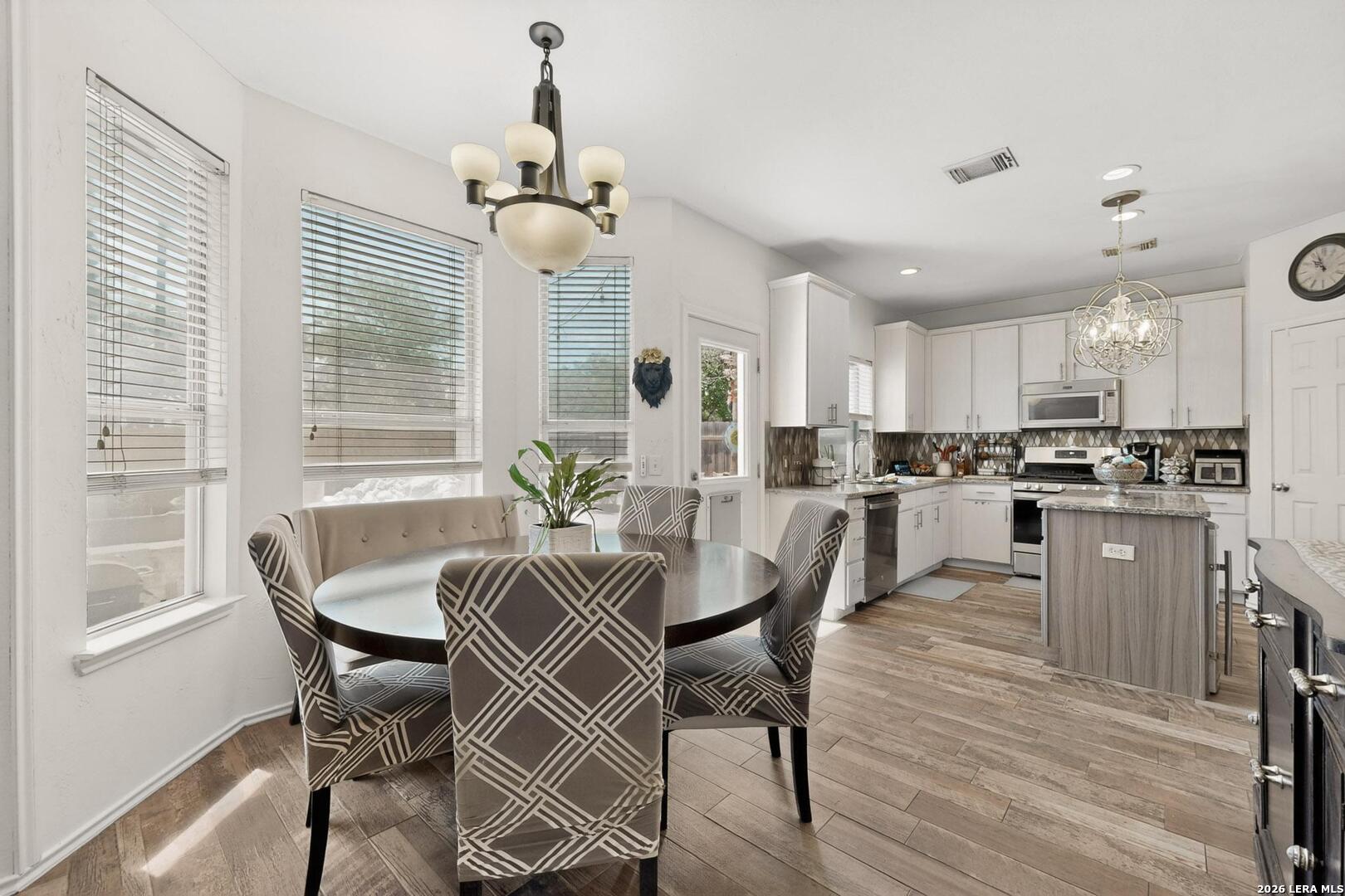 property viewer photo 16