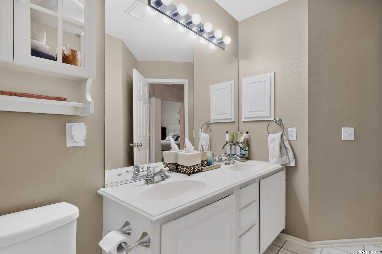 property viewer photo 28