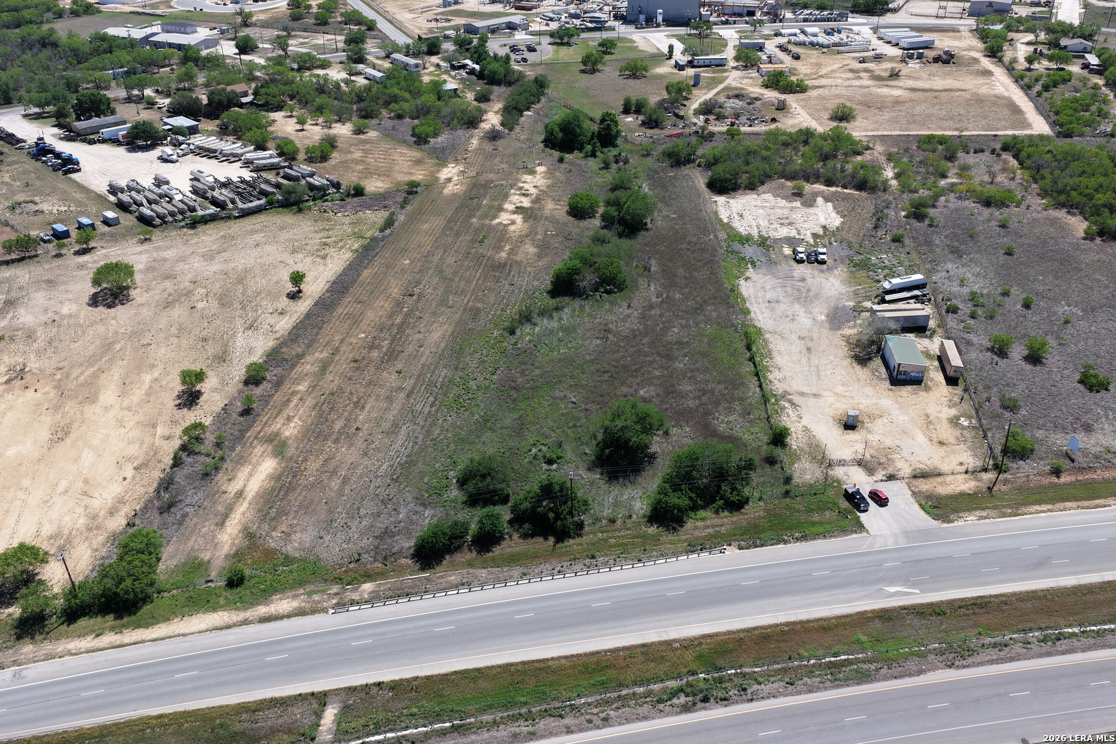 main property photo 6