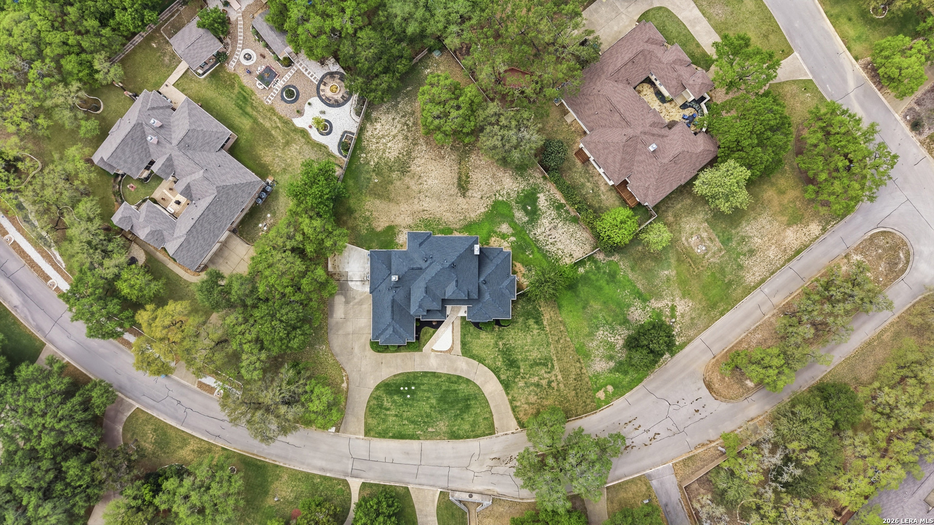 main property photo 44
