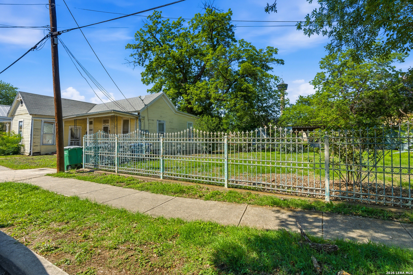 main property photo 2