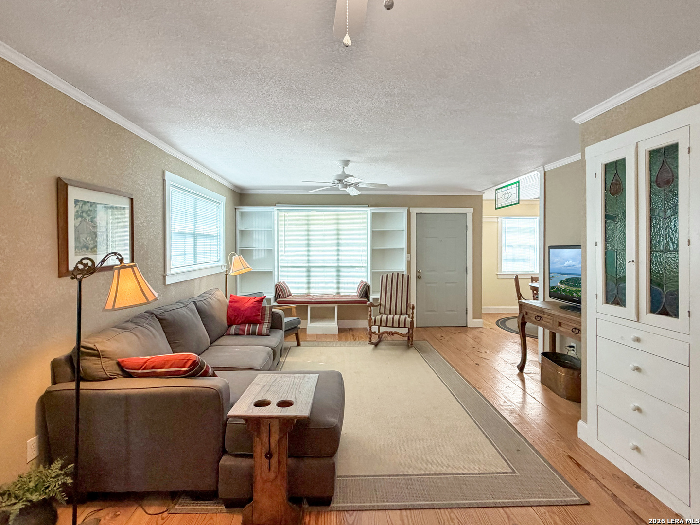 main property photo 4