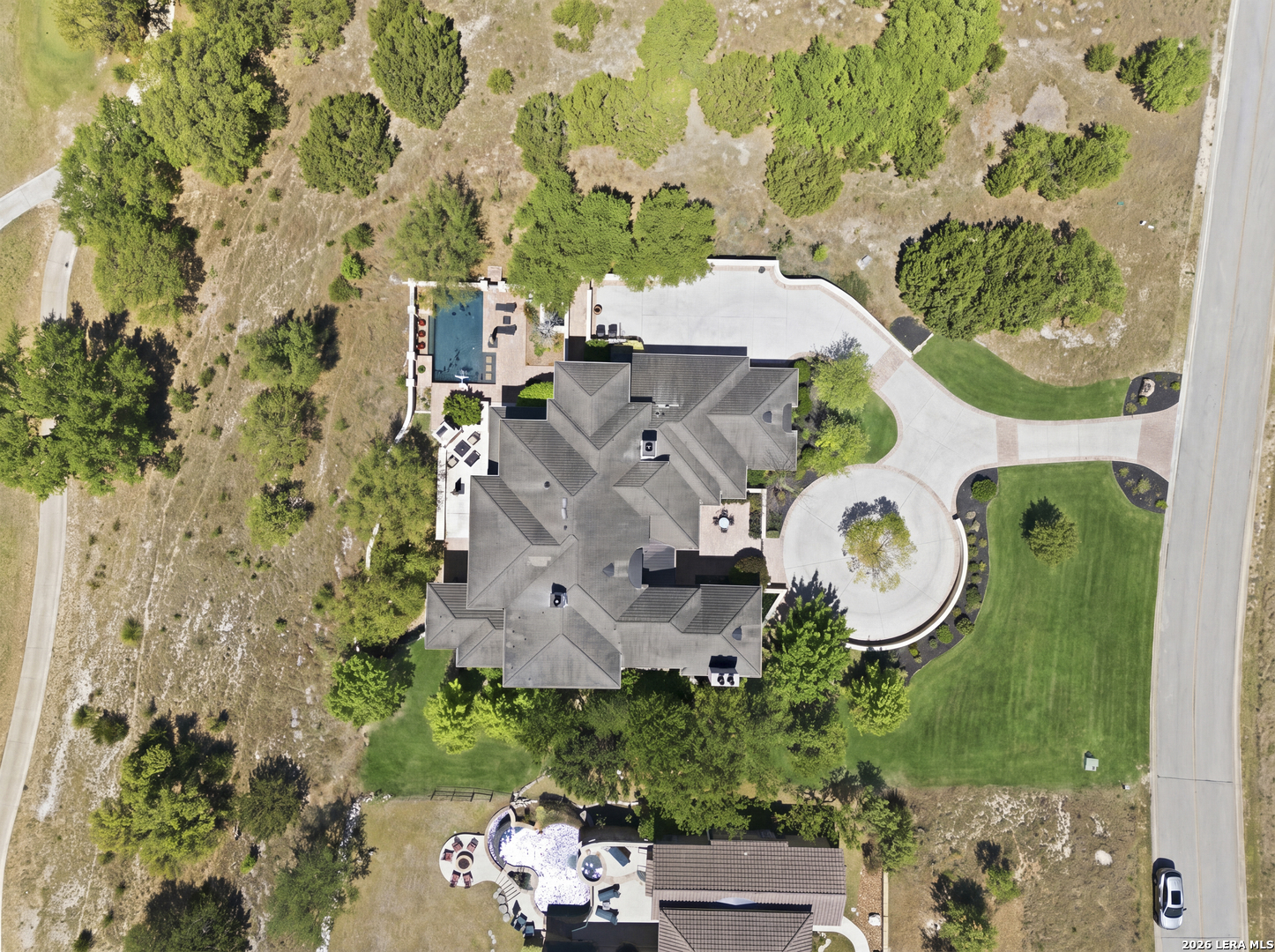main property photo 89