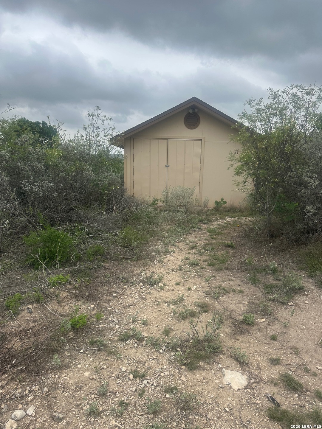 main property photo 17