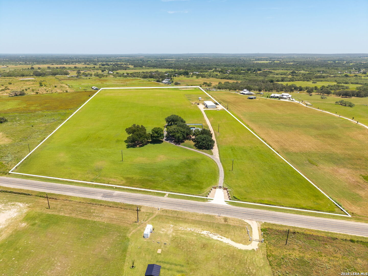 main property photo 38