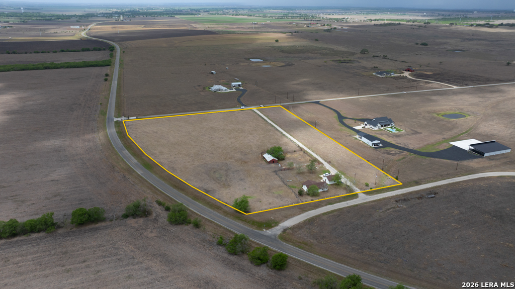 main property photo 23