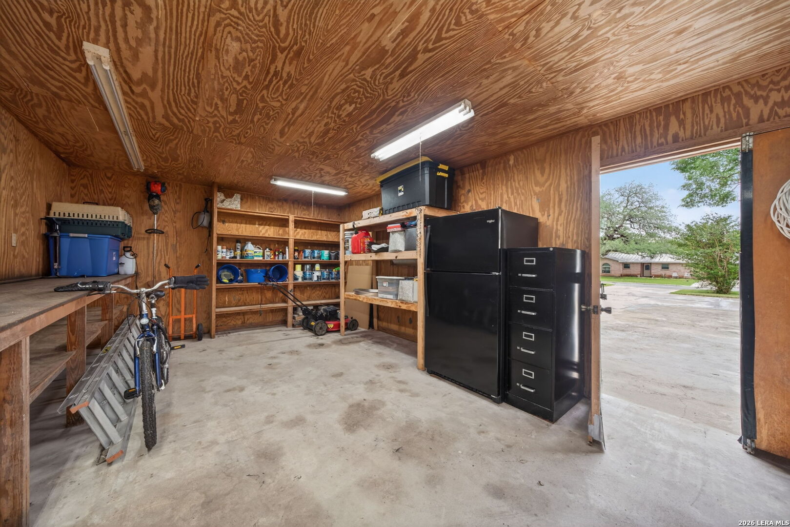 main property photo 26