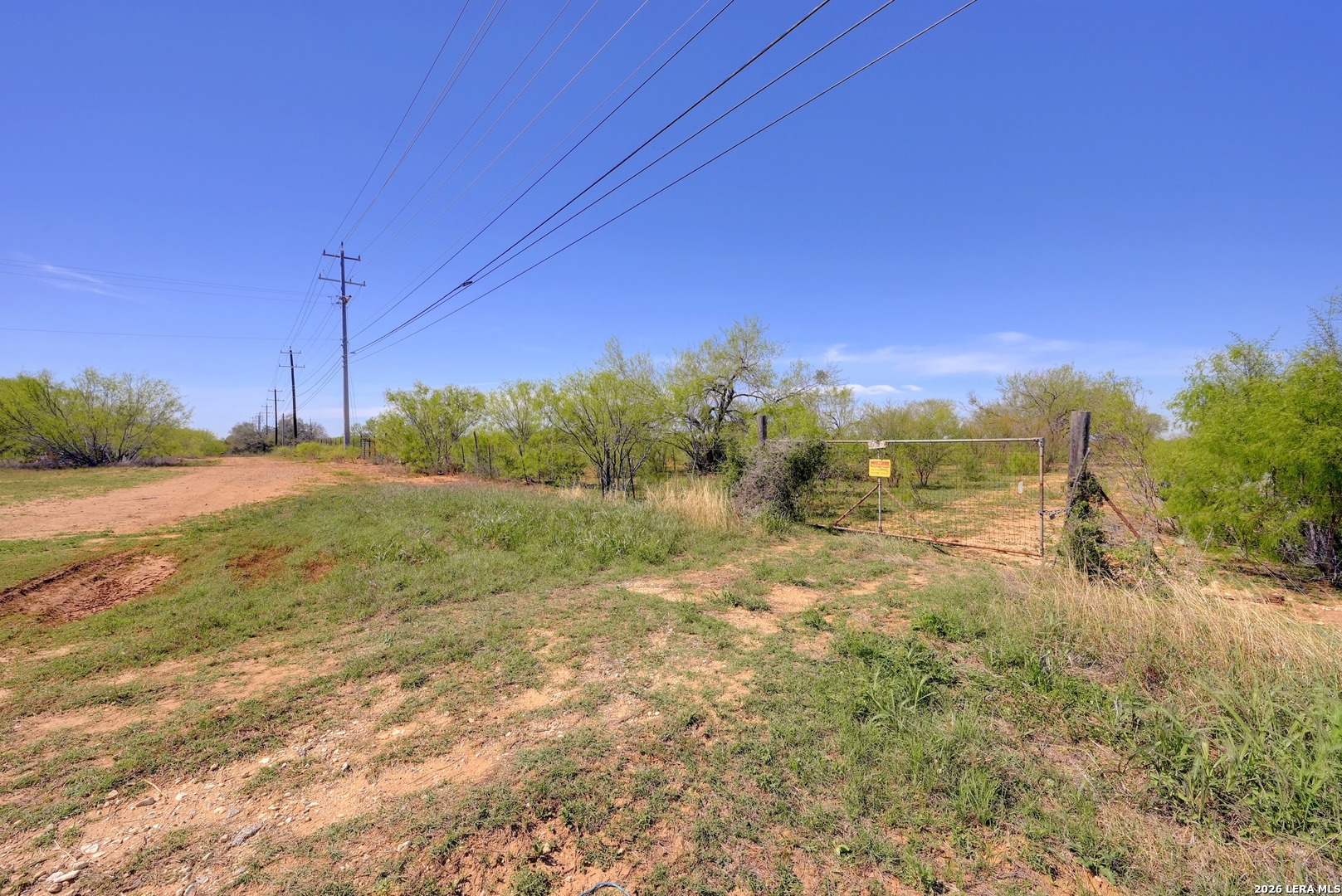main property photo 22