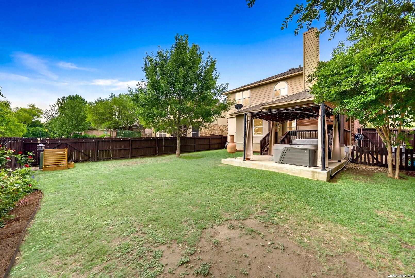 main property photo 37