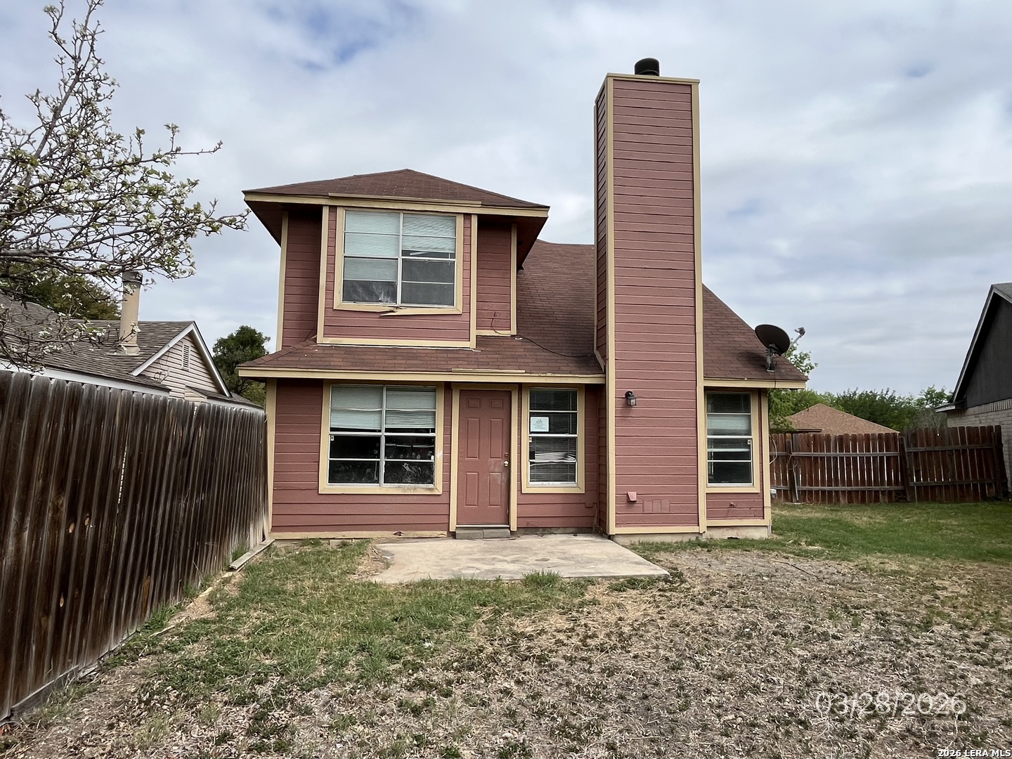 main property photo 6