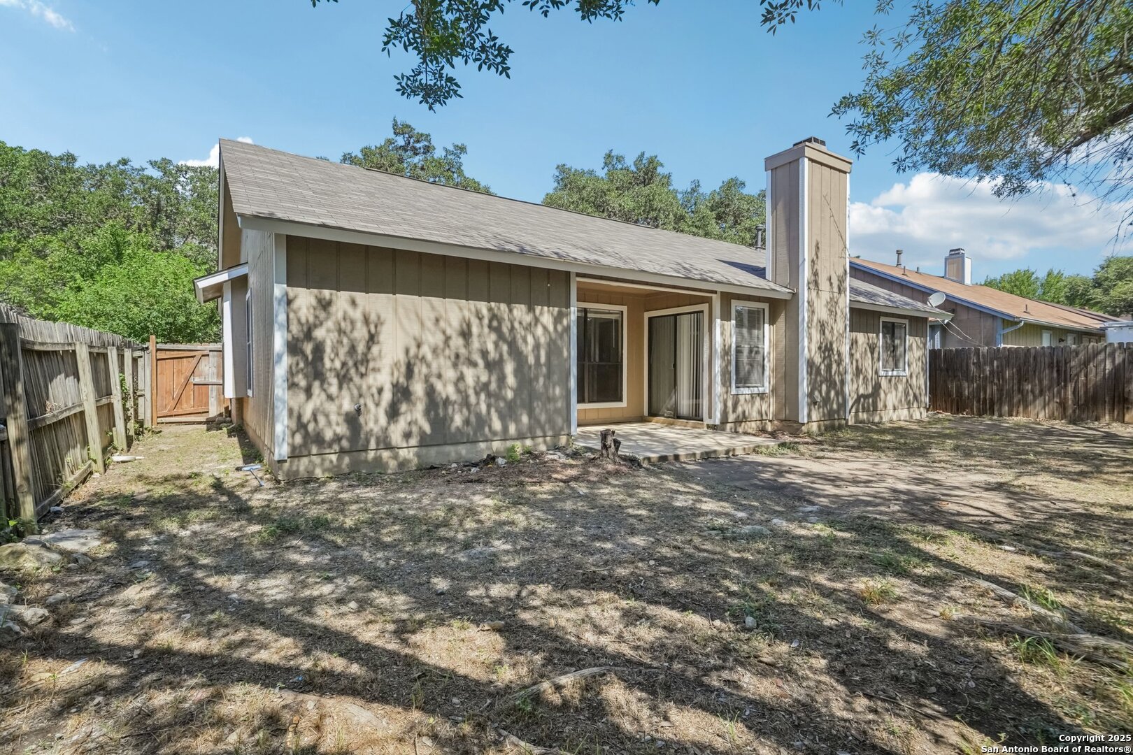 main property photo 21