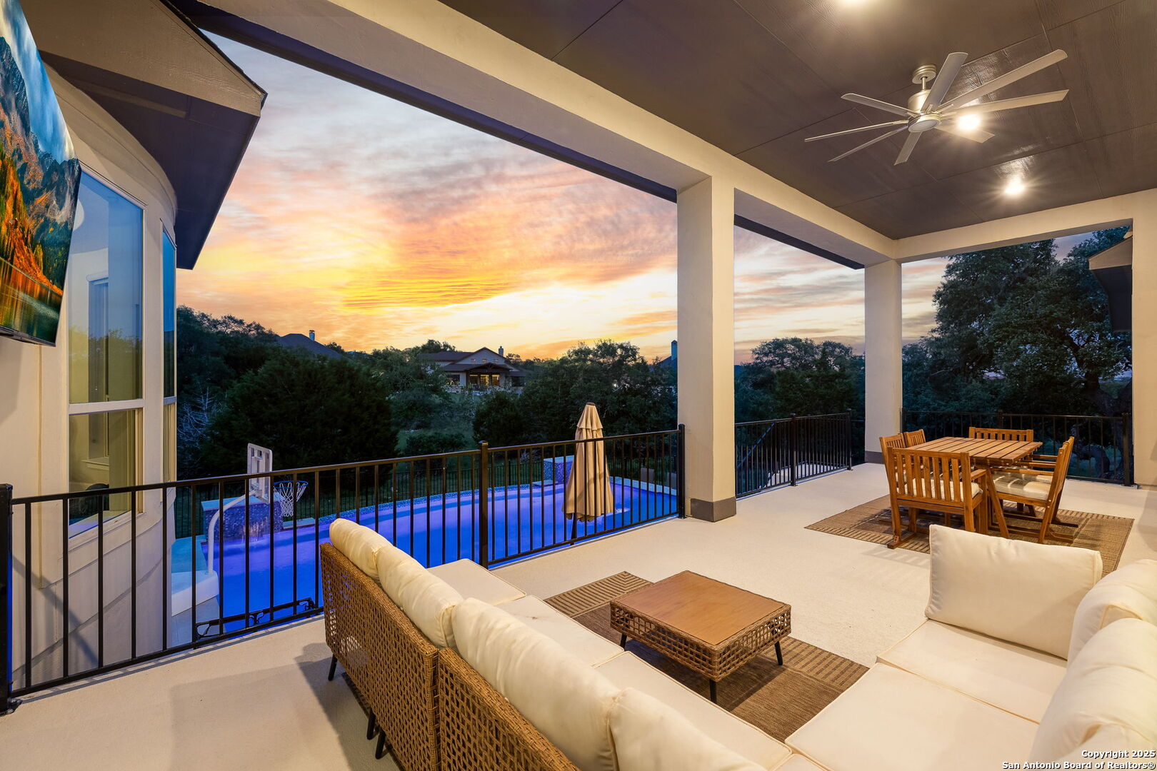 main property photo 35