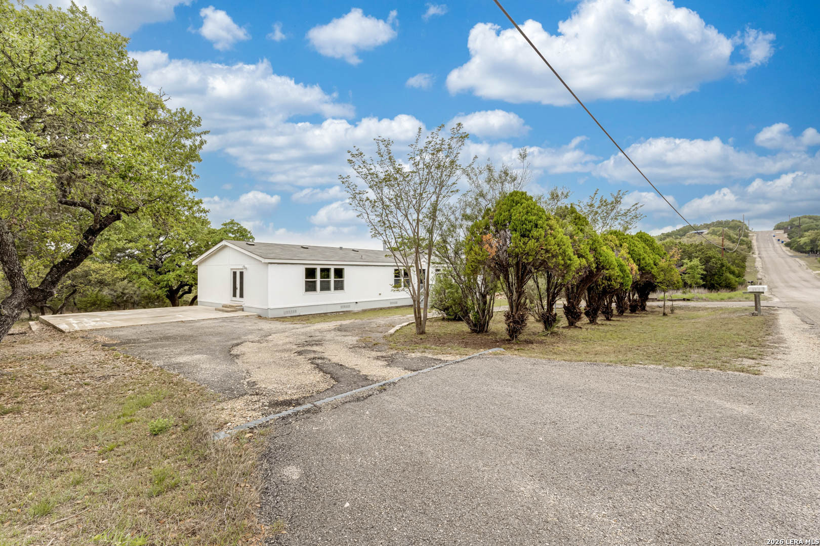 main property photo 41