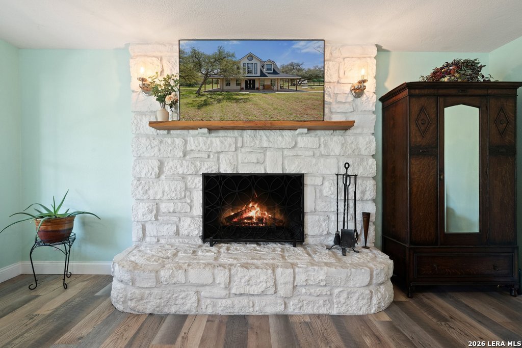 main property photo 17