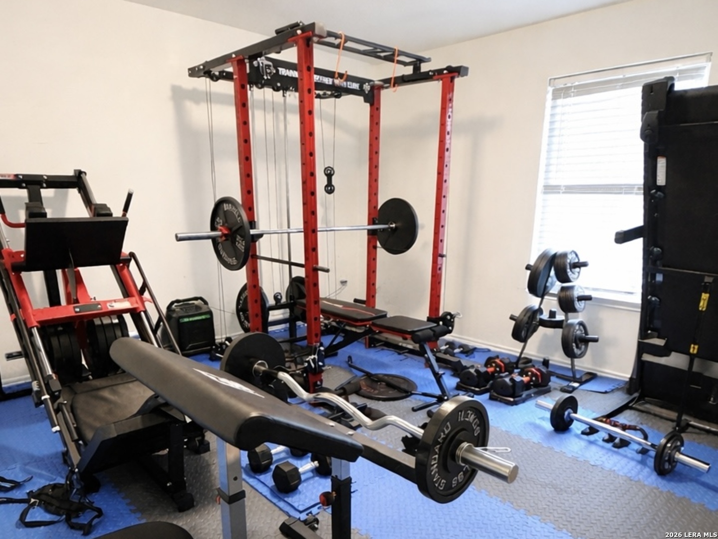 main property photo 15