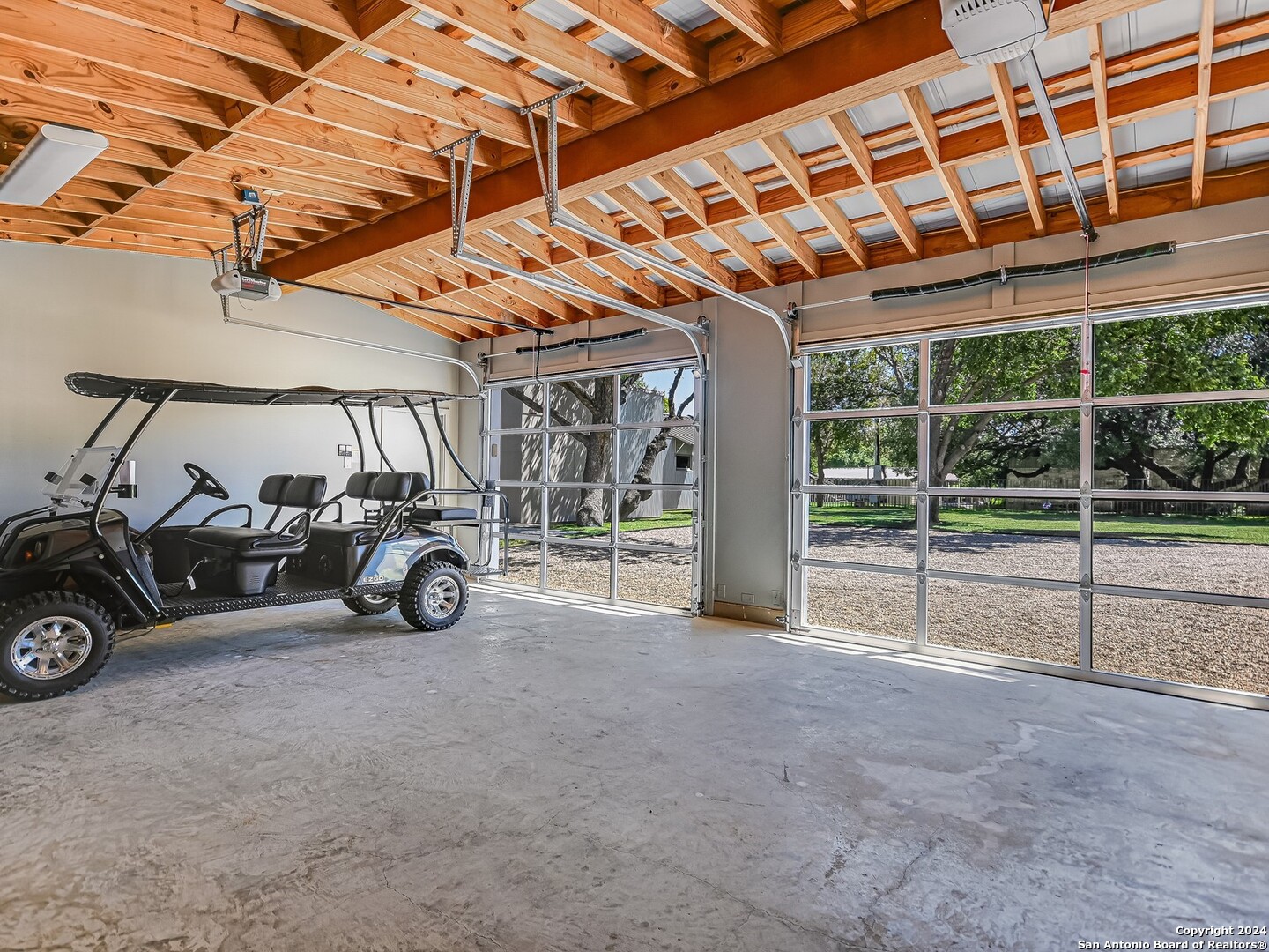 main property photo 51
