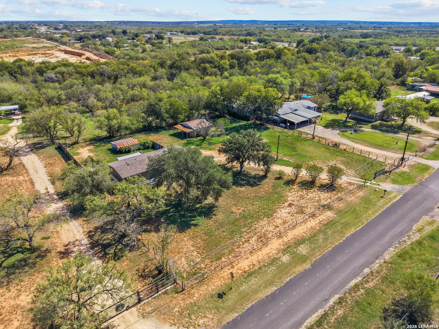 main property photo 25