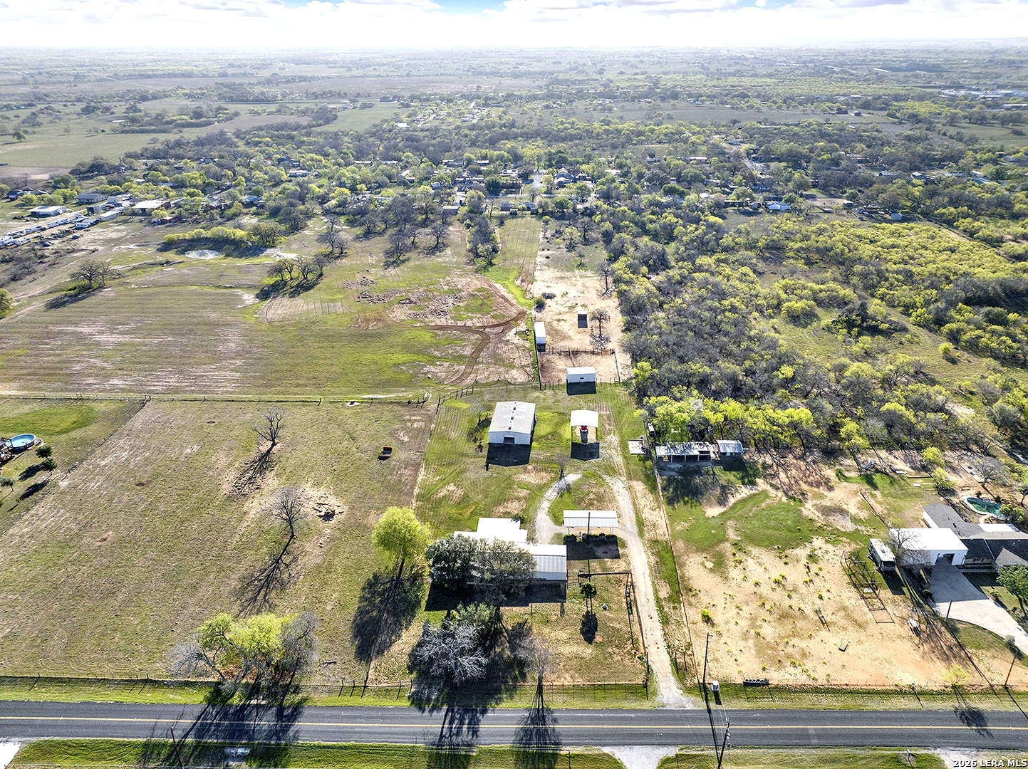 main property photo 17