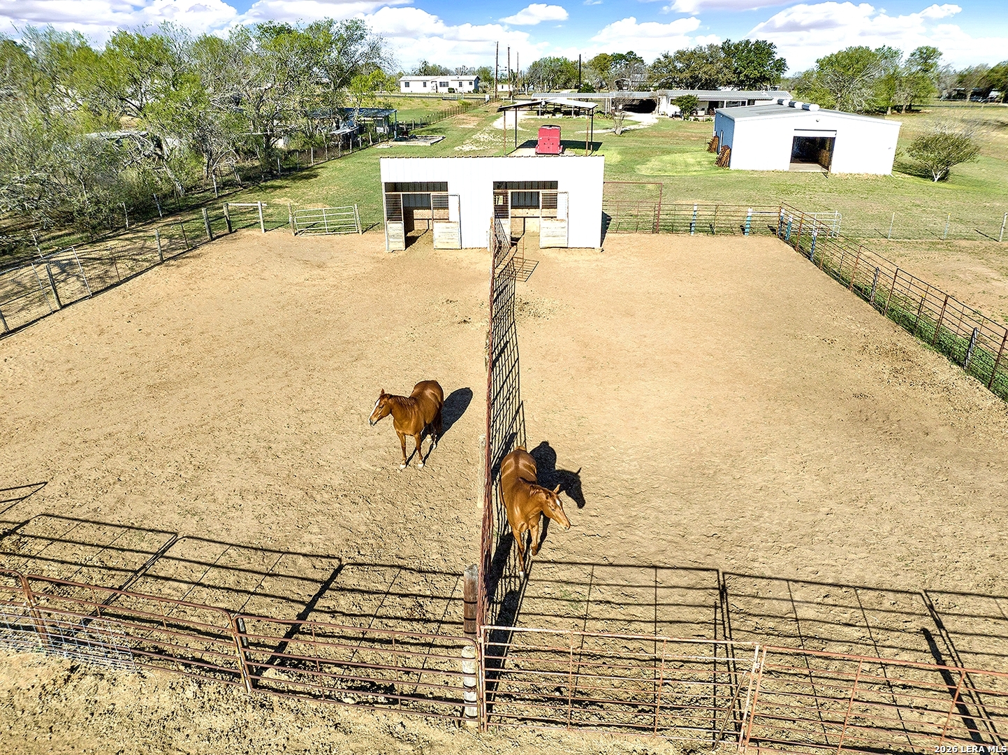 main property photo 6