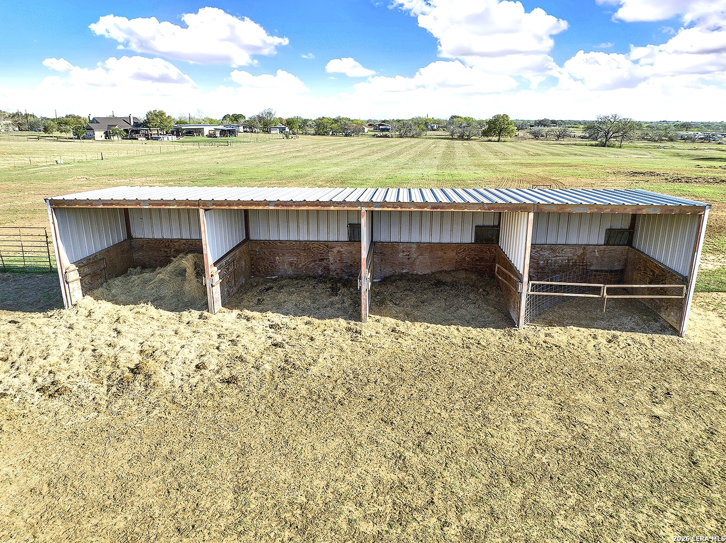 main property photo 7