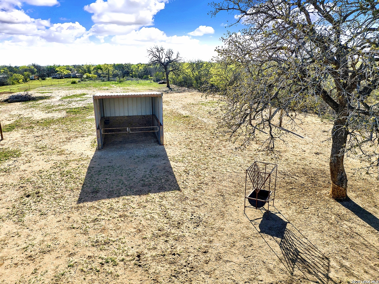 main property photo 8