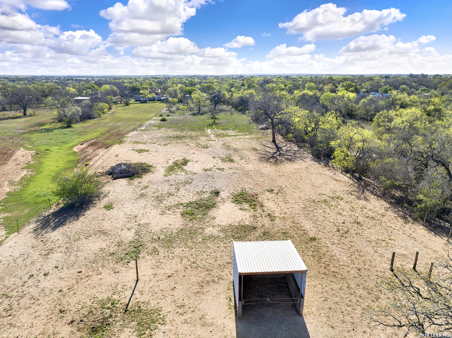main property photo 9