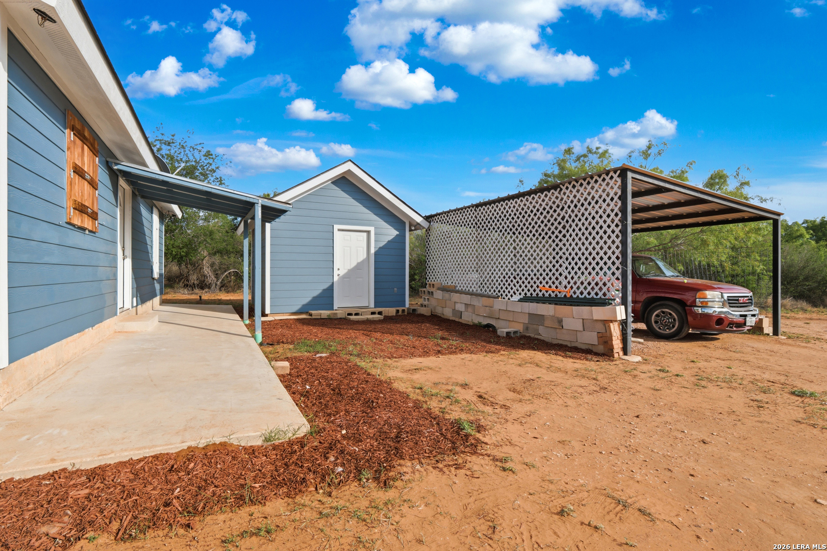main property photo 21