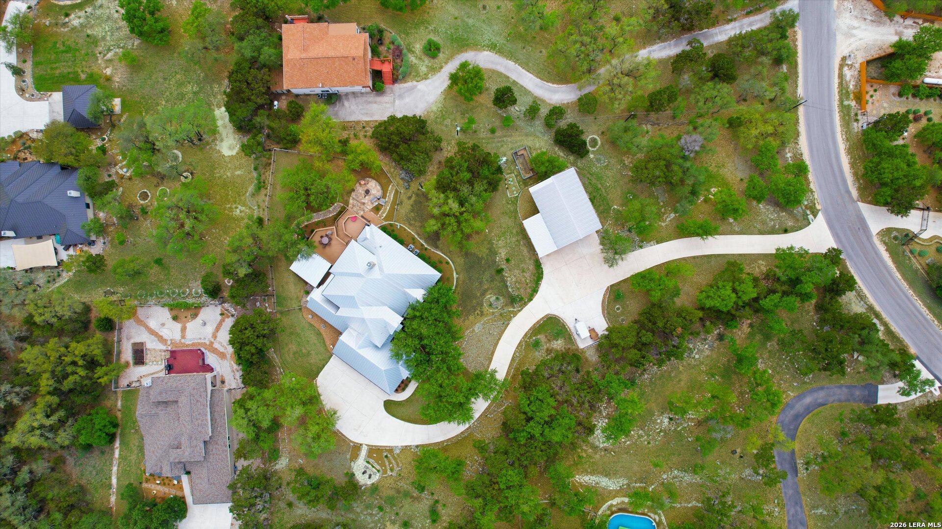 main property photo 77
