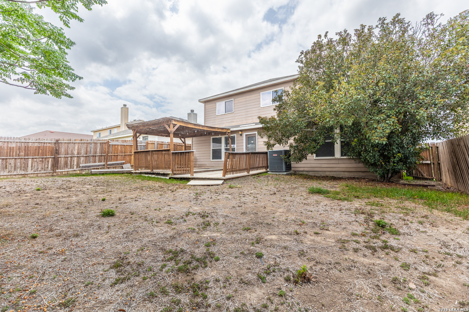 main property photo 41