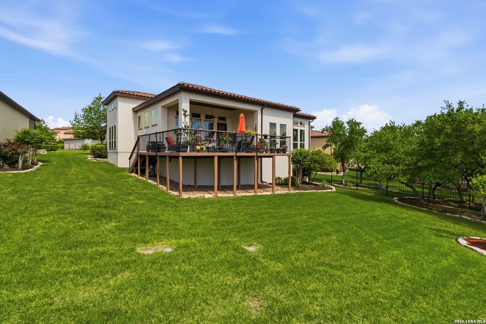 main property photo 38