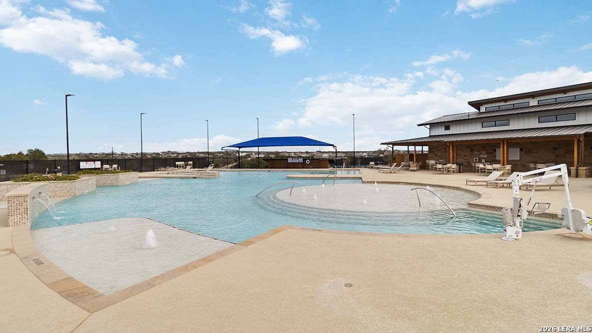 main property photo 50
