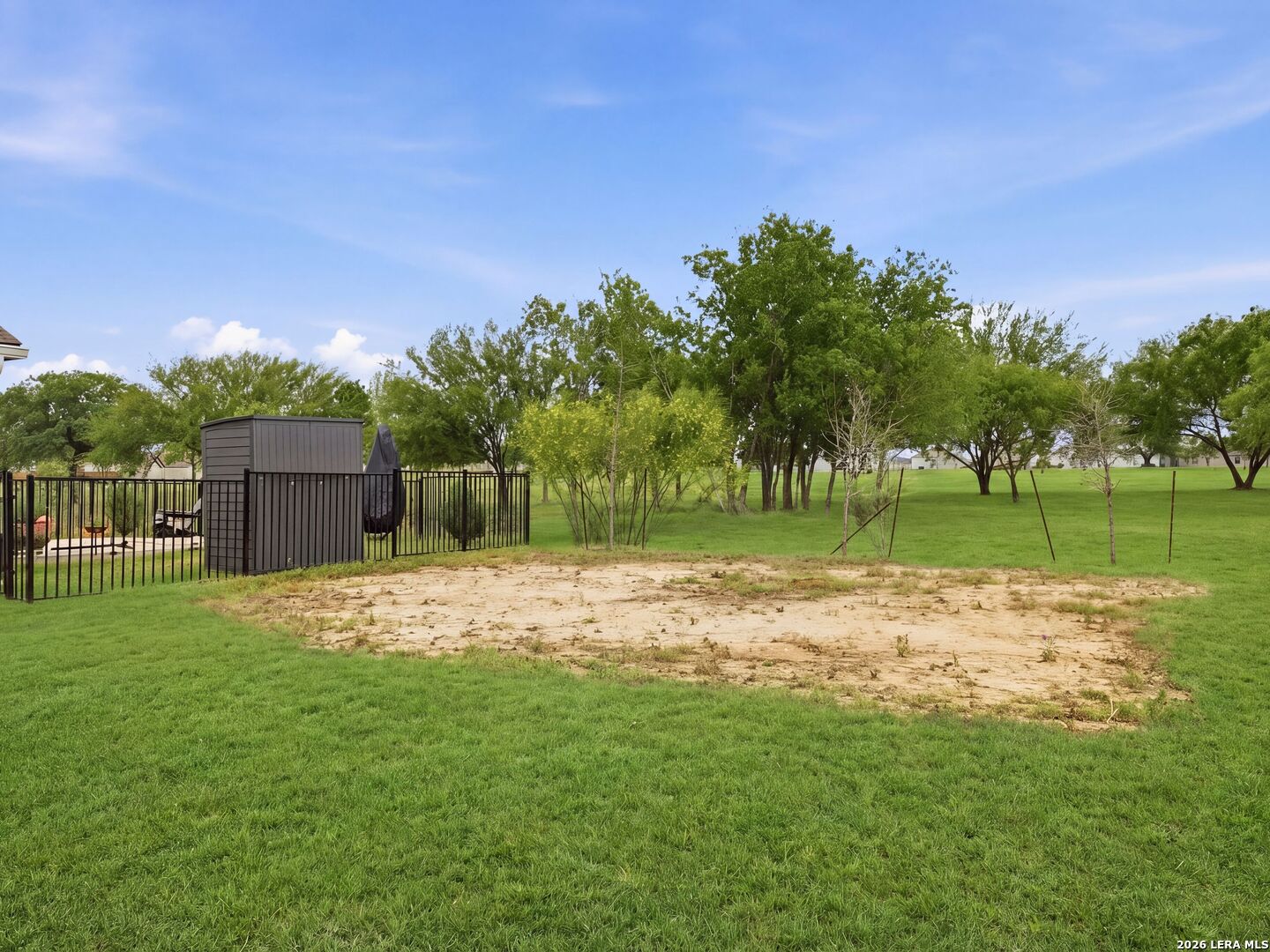 main property photo 26