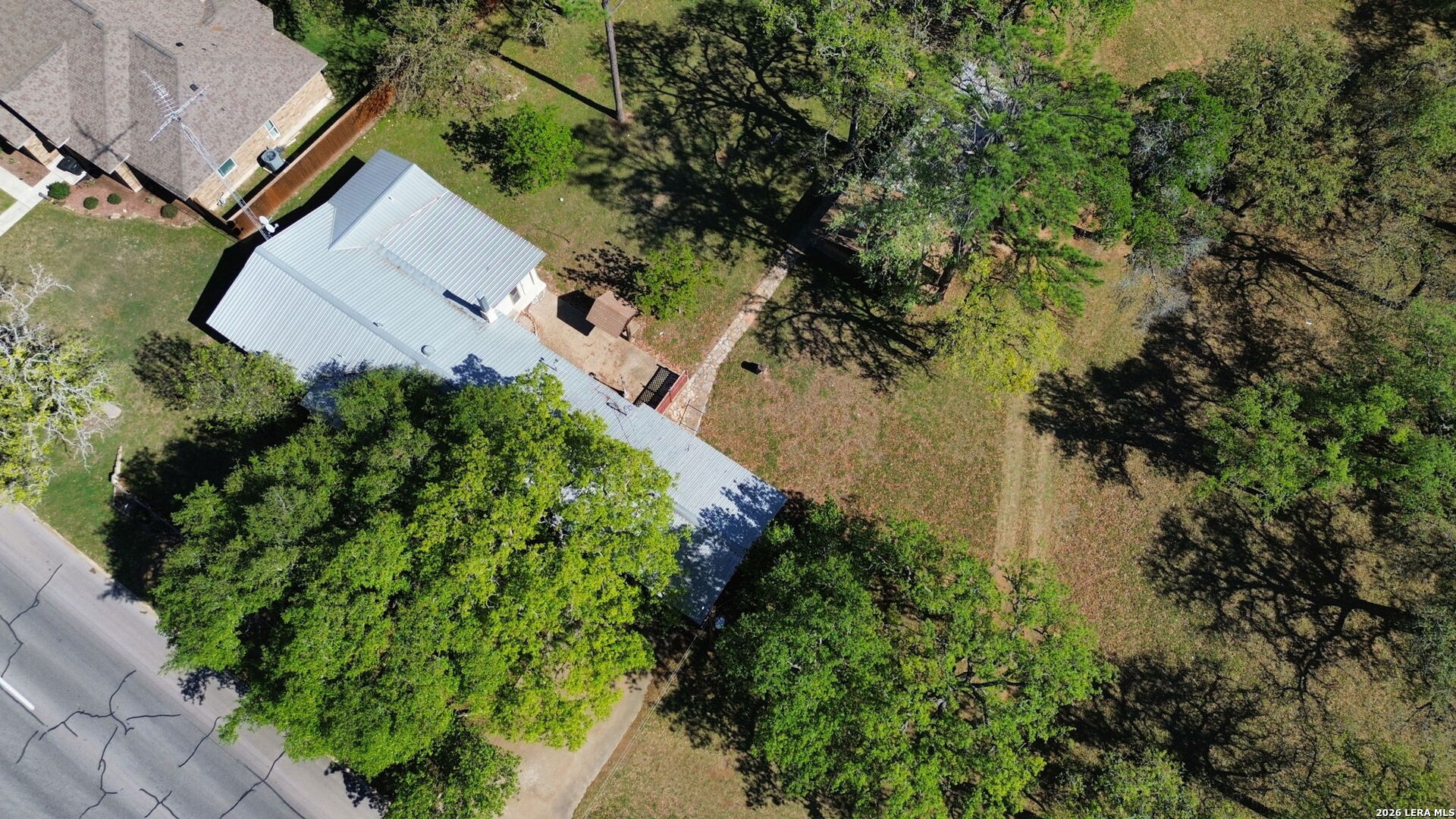 main property photo 12