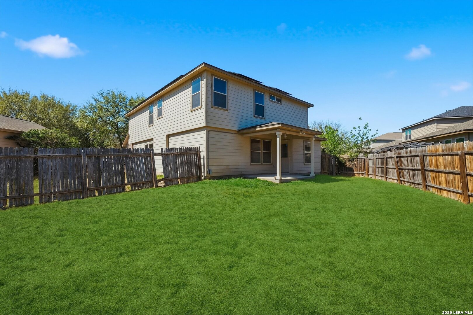 main property photo 18