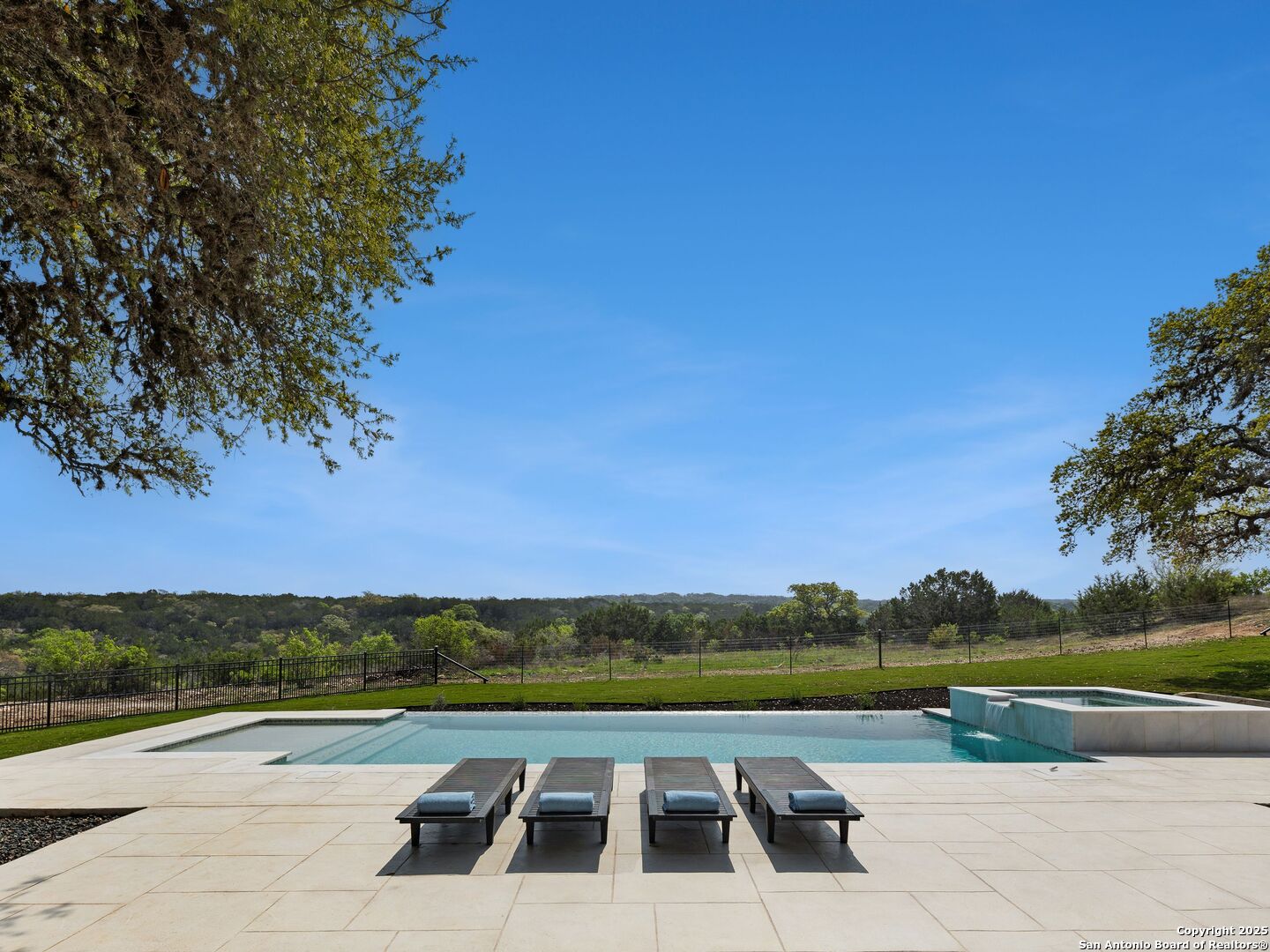 main property photo 44