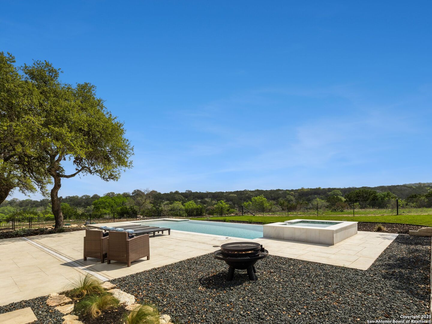 main property photo 45